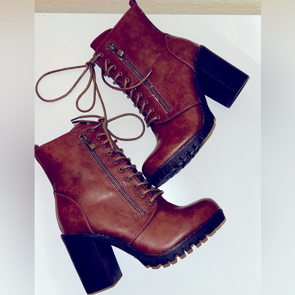 DREAM PAIRS WOMENS LACE UP ANKLE BOOTIES CHUNKY HEEL FASHION